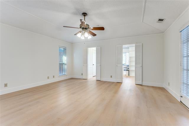 Building Photo - 2805 Staffordshire Dr