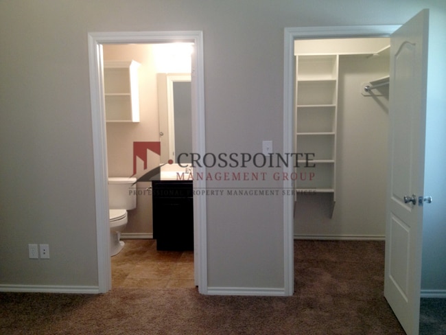 Building Photo - AVAILABLE: 2 Bedroom, 2 Bathroom Duplex in Lindale!