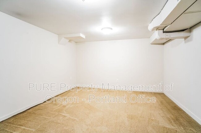 Building Photo - 5257 N Harvard St