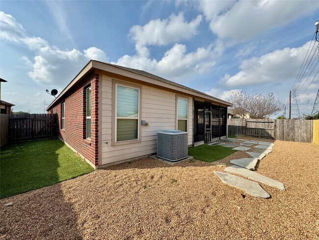 Building Photo - 3606 Russett Glen Ln