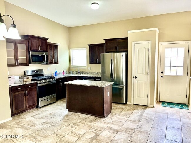 Building Photo - 14399 Aria Lopez Dr