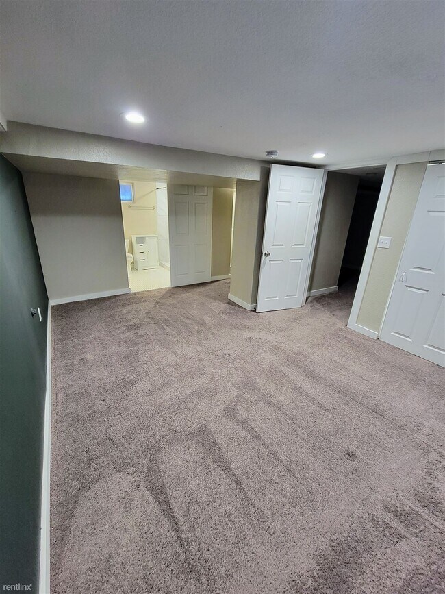 Building Photo - 3 br, 2 bath House - 3326 Steele Street