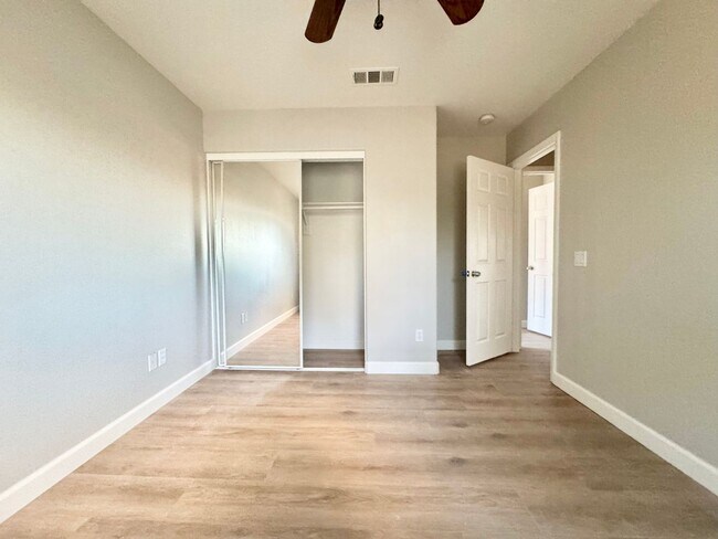 Building Photo - 2871 Pinta Ct
