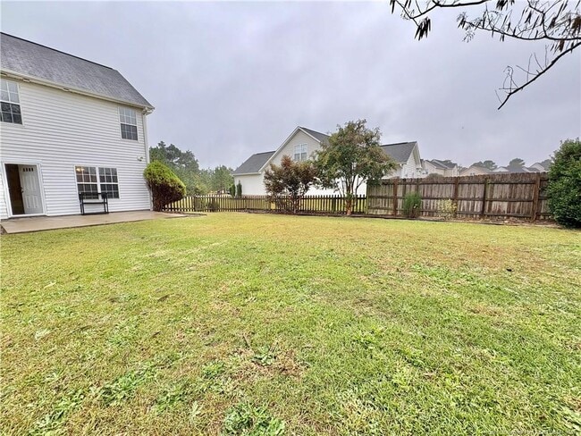 Building Photo - 207 Advance Dr