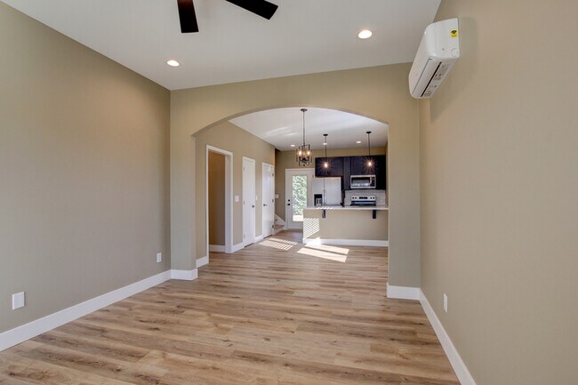 Building Photo - 102 Rosenwald St