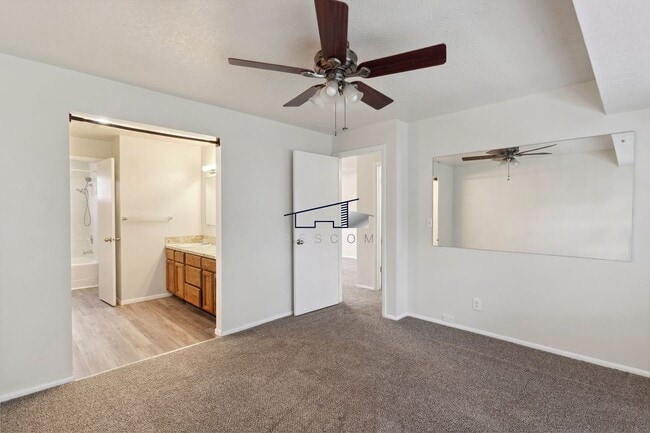 Building Photo - 281 Pheasantbrook Dr