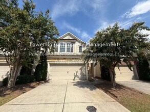 Building Photo - 1045 Township Cir