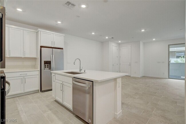 Building Photo - 11463 Ethereal Lndg Ave