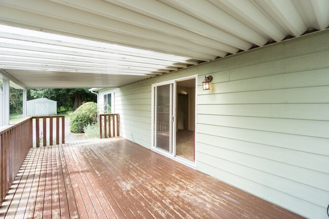 Building Photo - 11811 SE 184th St