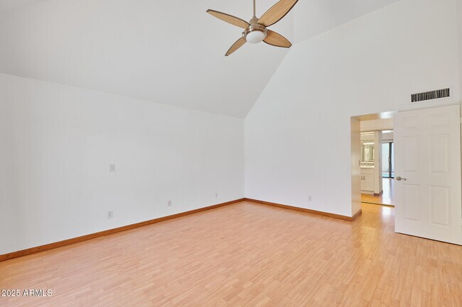 Building Photo - 5336 N 25th St