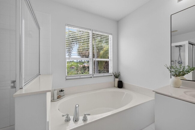 Building Photo - 9181 Villa Palma Ln