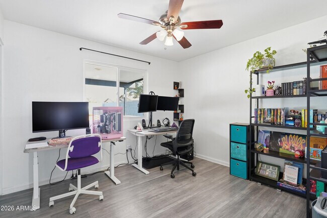 Building Photo - 1504 W Marlboro Dr