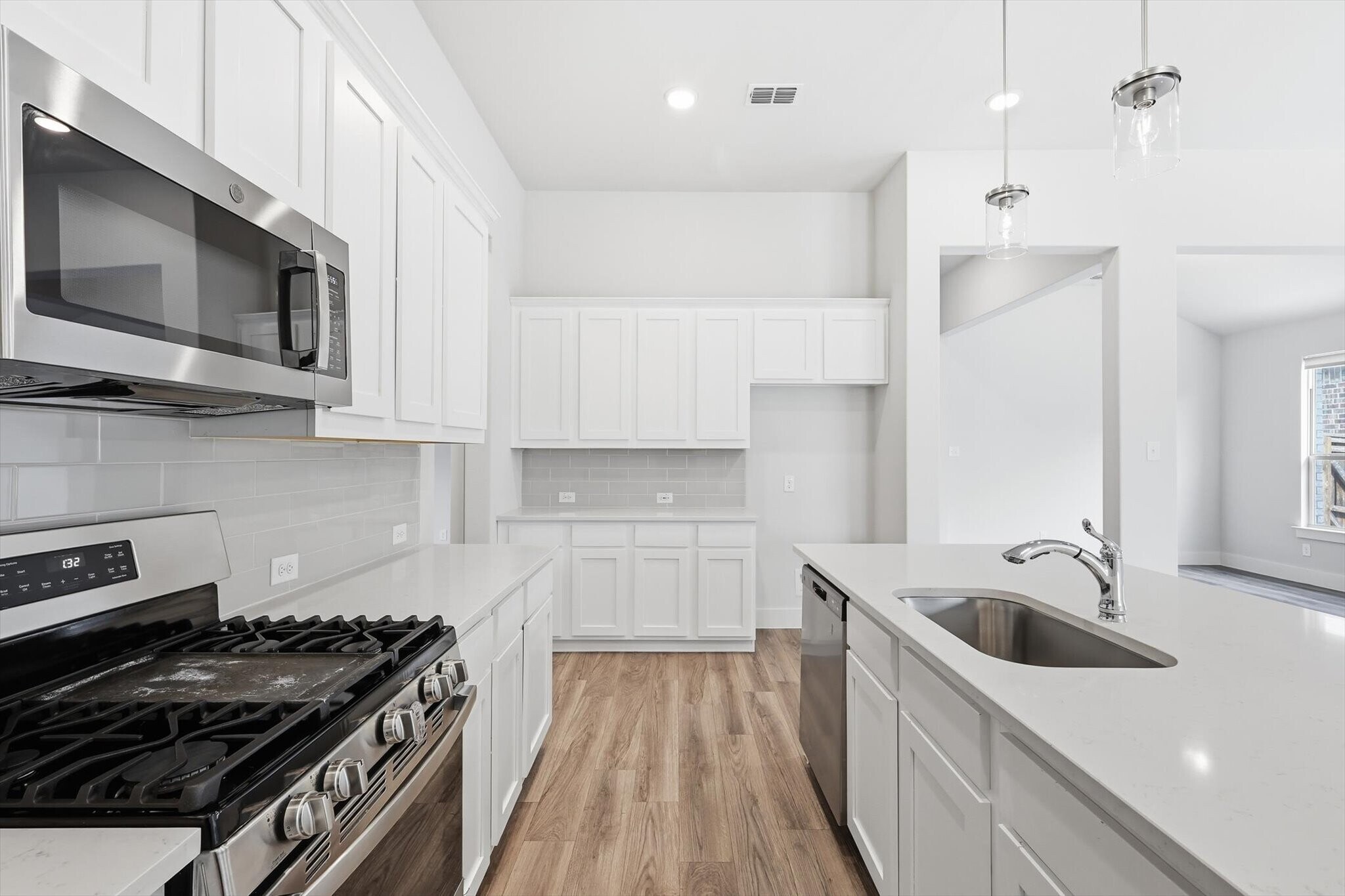 Building Photo - 1861 Arbor Dr