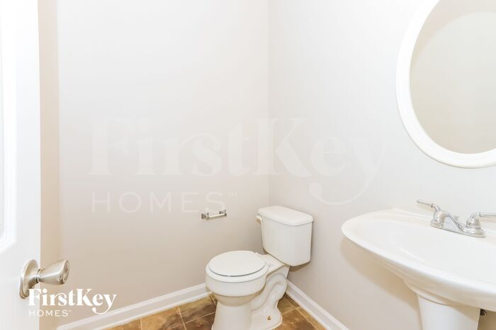Building Photo - 1457 Riverrock Ct