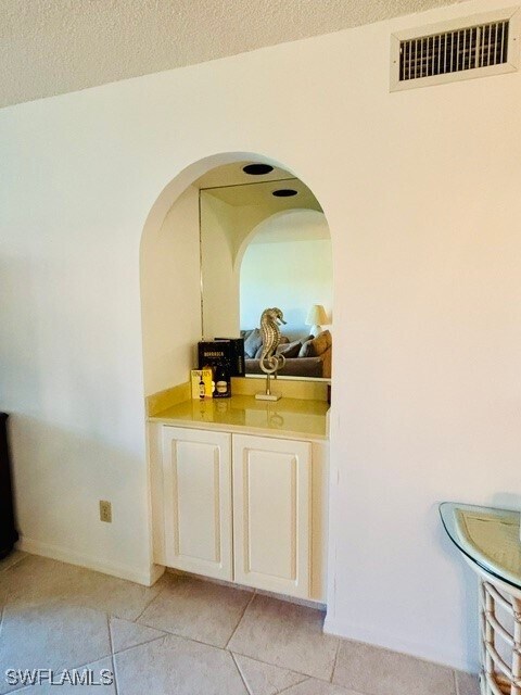 Building Photo - 605 Augusta Blvd