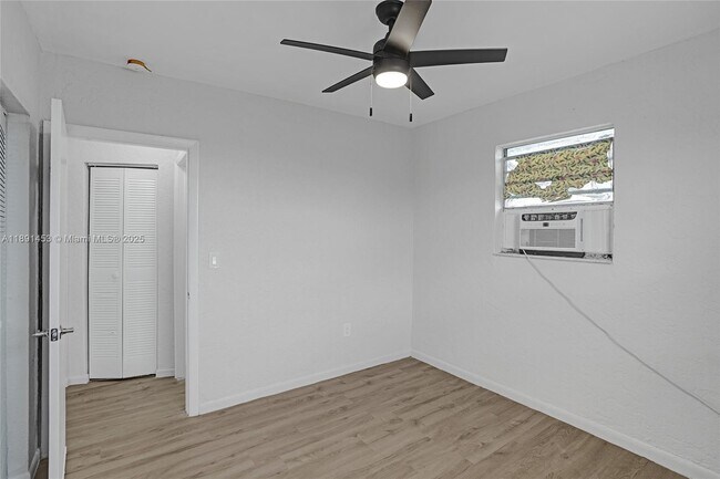 Building Photo - 14100 NW 24th Ct