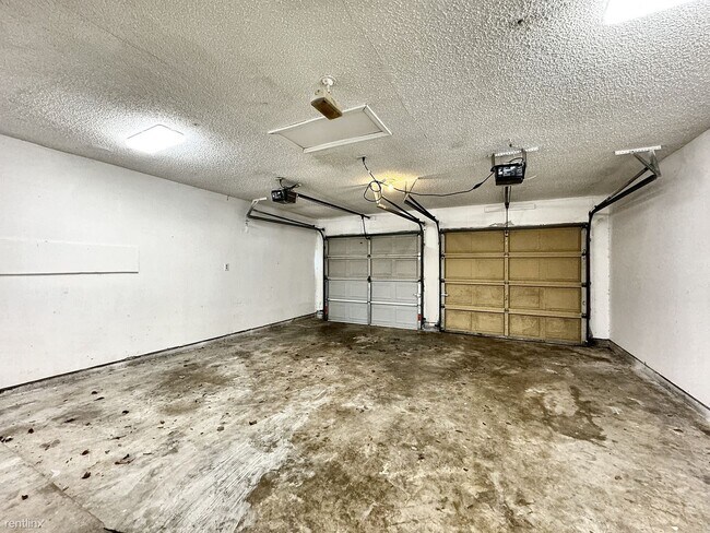 Building Photo - 3 br, 2 bath House - 1911 Bogatto St