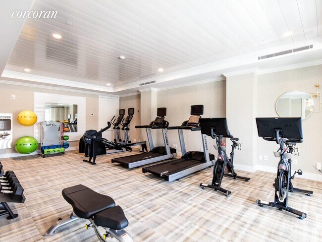 Building Photo - 57 Old Boathouse Lane S