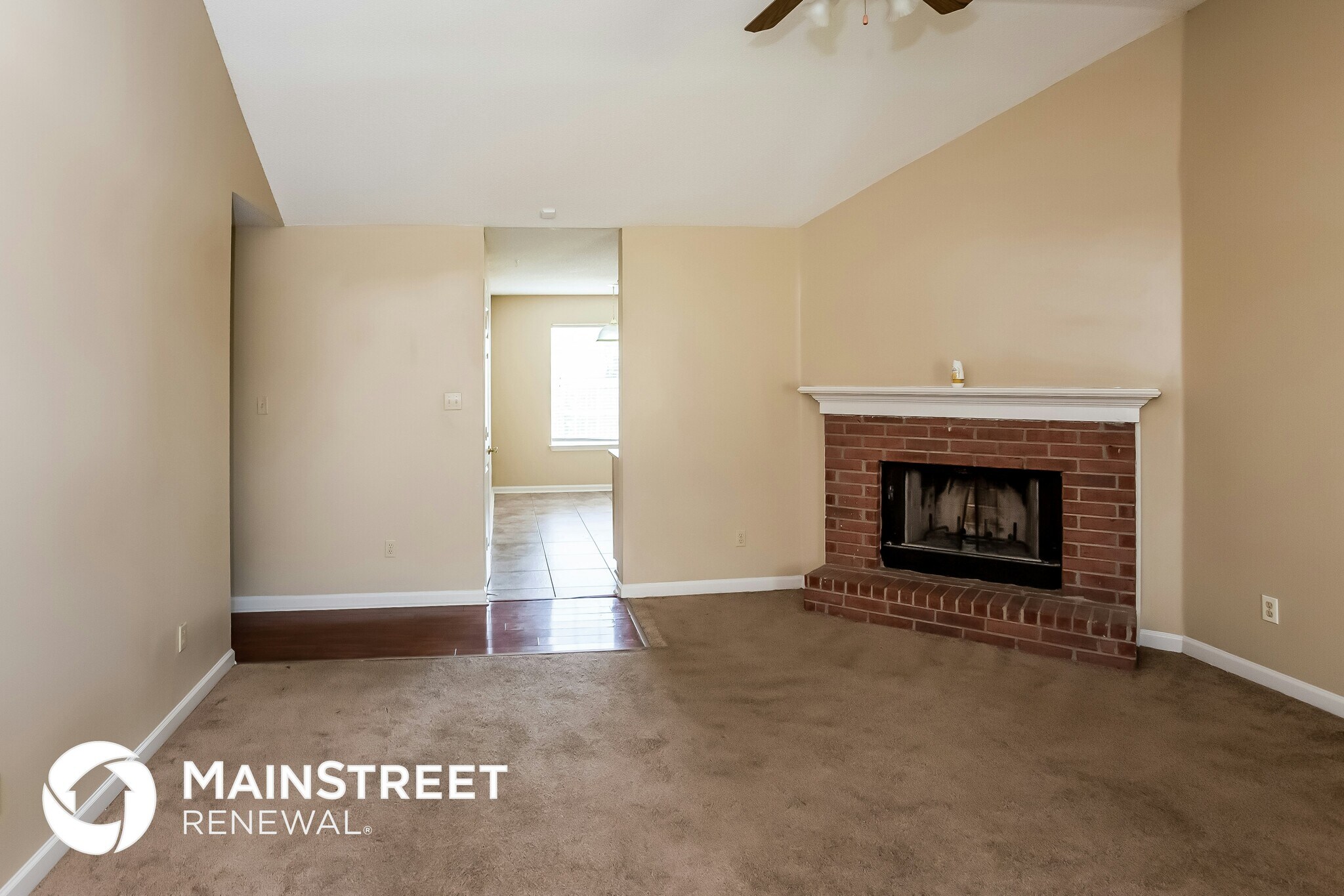 Building Photo - 6719 Ross Manor Dr