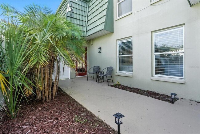Building Photo - 1799 N Highland Ave