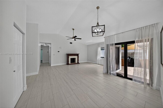 Building Photo - 15140 Bristol Ln