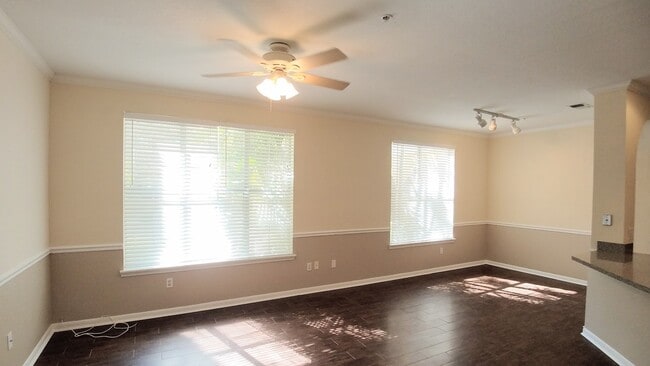 Building Photo - Amazing 1/1 Courtyard View Condo for Rent at Park North Downtown Orlando.
