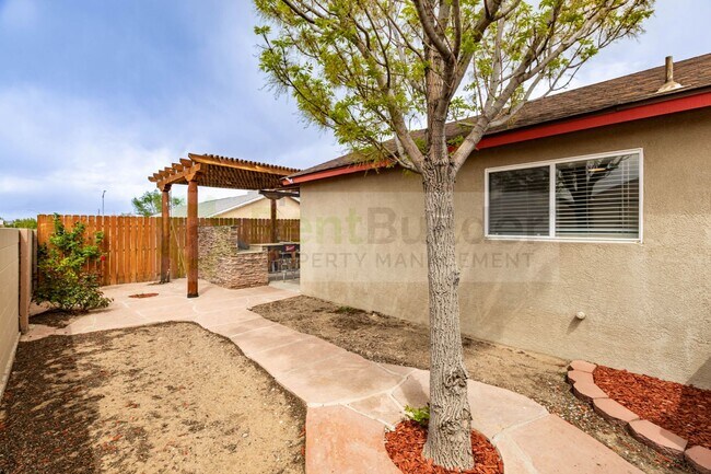 Building Photo - CALL US TODAY AT (505) 892-4400 TO SCHEDULE A CONVENIENT IN-PERSON SHOWING