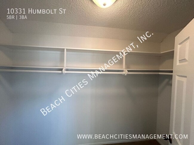 Building Photo - 10331 Humbolt St