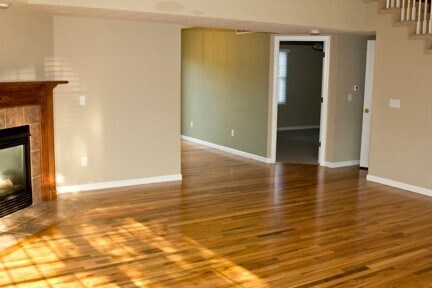 Primary Photo - 1634 Frontier Dr