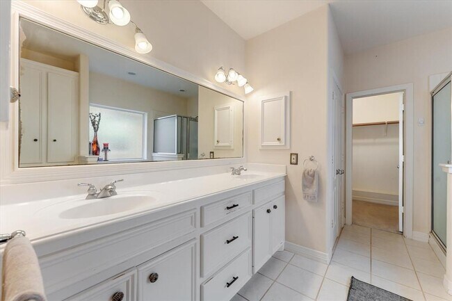 Building Photo - 6075 Longmire Trail