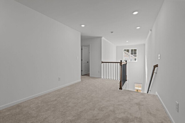 Building Photo - Beautiful 2-Story 4 Bedroom, 3 Bath Home in Angier — Just 30 Minutes from Downtown Raleigh