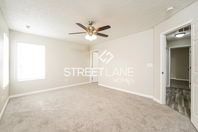 Building Photo - Charming 3 Bedroom in Grove City!