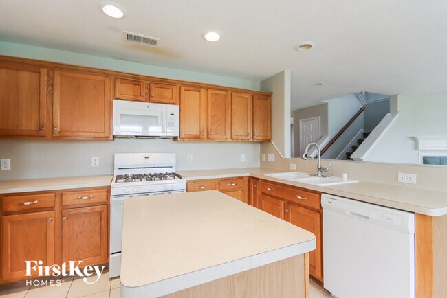 Building Photo - 21110 Covington Bridge Ln