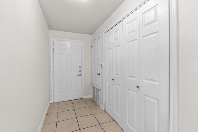 Building Photo - 6160 Eckhert Rd