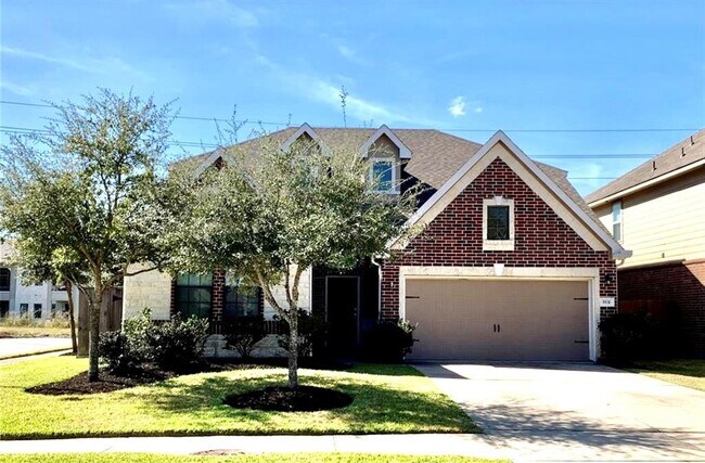 Primary Photo - 5531 Drumlin Field Way
