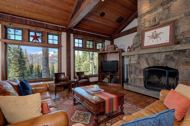 Building Photo - 14 Peaks View Dr