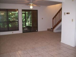 Building Photo - 3/3 Townhouse in Rockwood Villas – Great Location Near Bus Stop to UF!