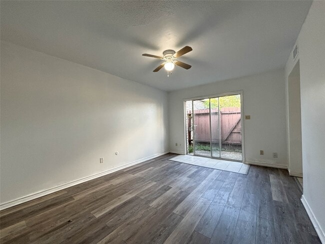 Building Photo - 7206 S Gessner Rd