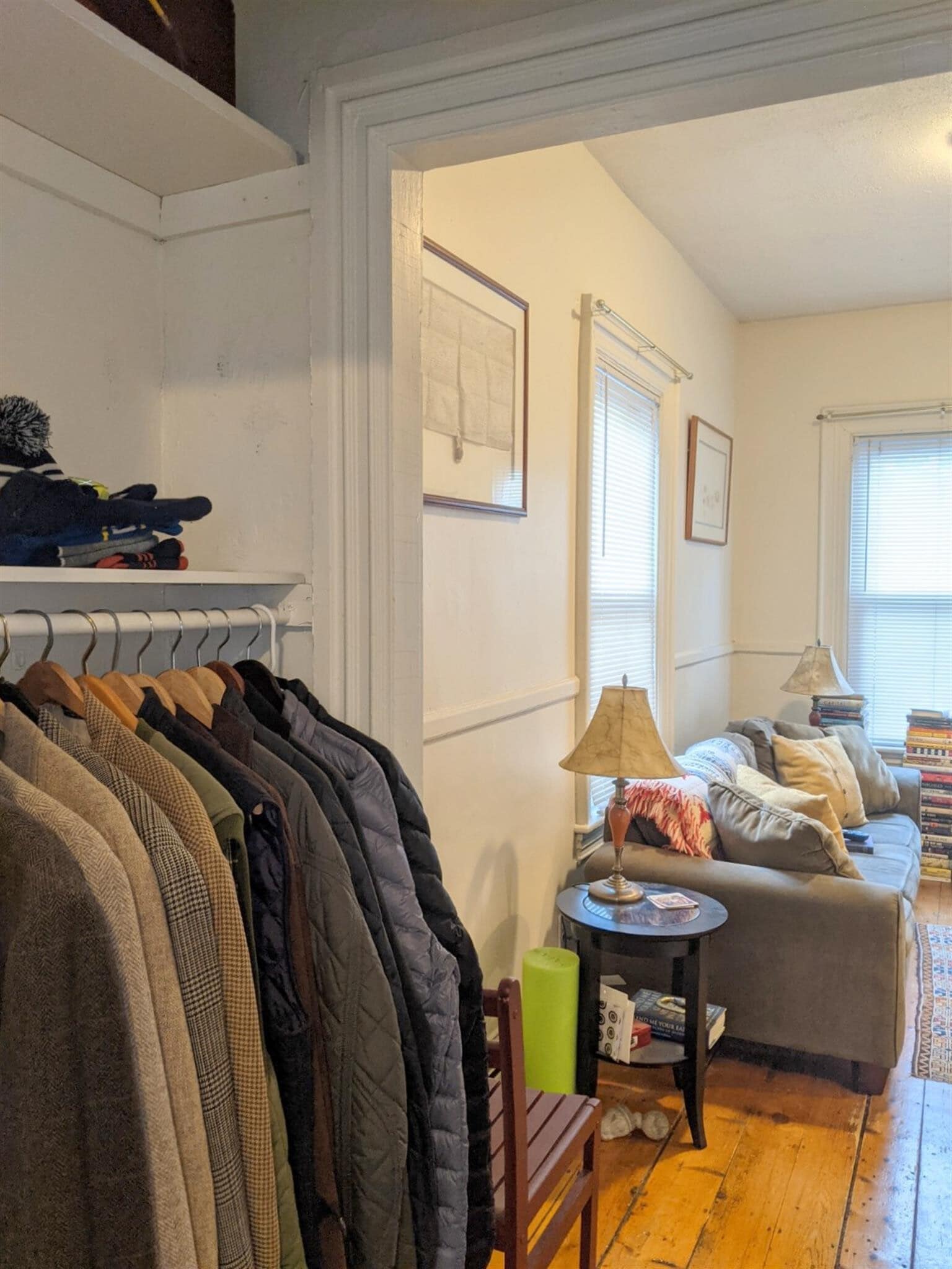 Building Photo - 2 Evergreen Sq