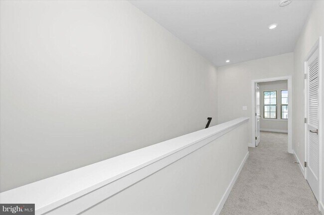 Building Photo - 19822 Habitat Ter