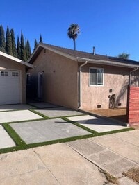 Building Photo - Gorgeous 3+2 home in Glassell Park!