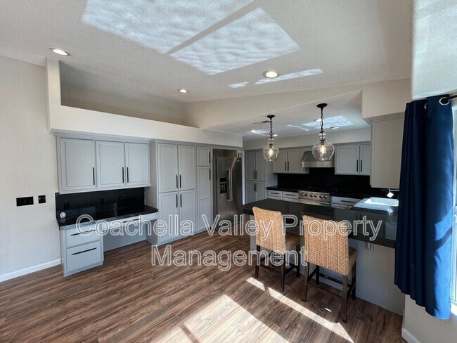 Building Photo - 69731 Willow Ln