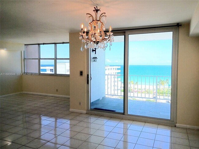 Building Photo - 1410 S Ocean Dr