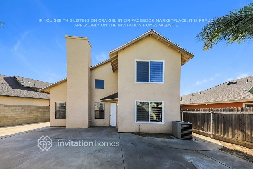 Building Photo - 14566 Southwood Dr