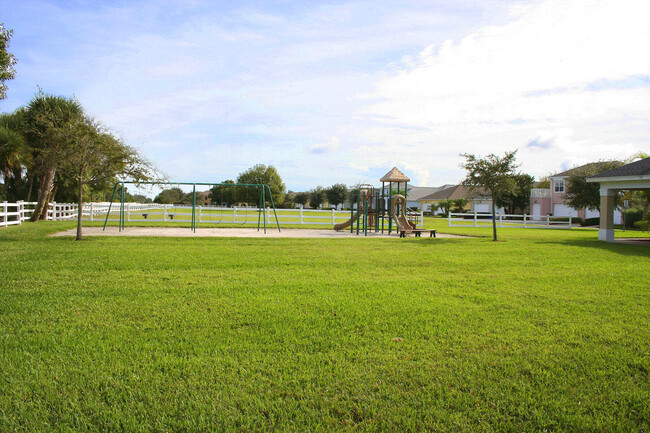 Building Photo - 7521 15th Ln