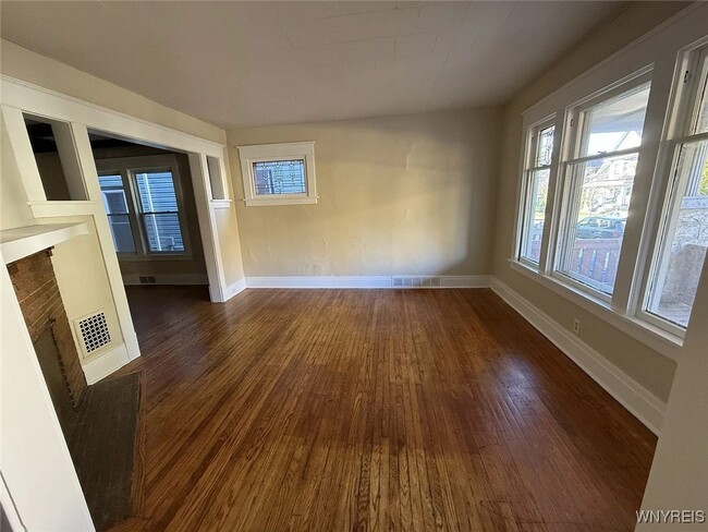 Building Photo - 76 Vernon Pl