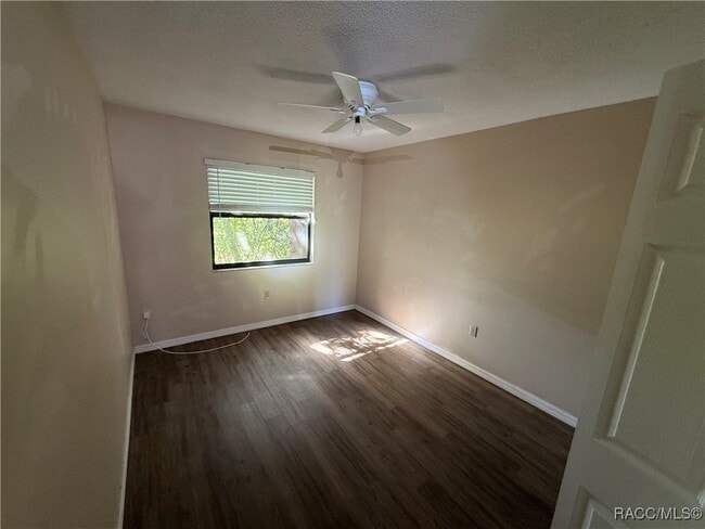 Building Photo - 227 Davidson Ave