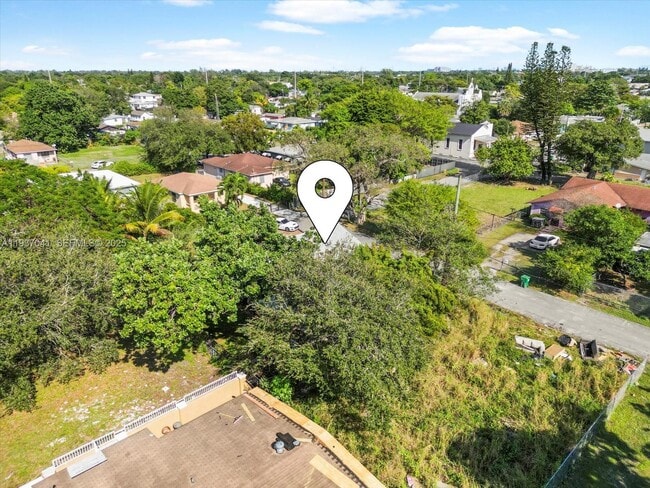 Building Photo - 6318 NW 19th Ct