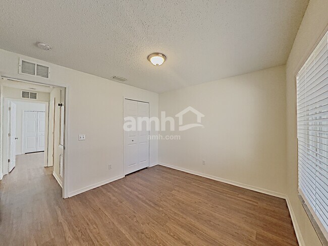 Building Photo - 12119 Feldwood Creek Ln