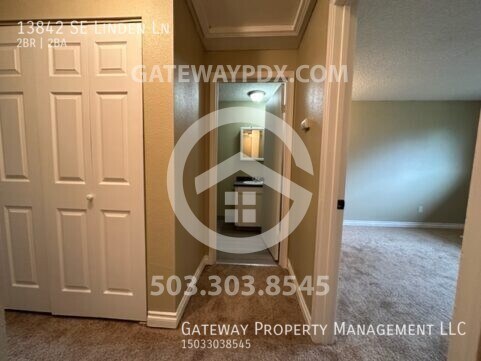 Building Photo - 13842 SE Linden Ln